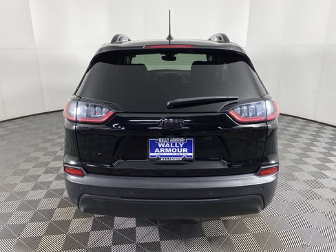 Used 2023 Jeep Cherokee Altitude Lux image 9