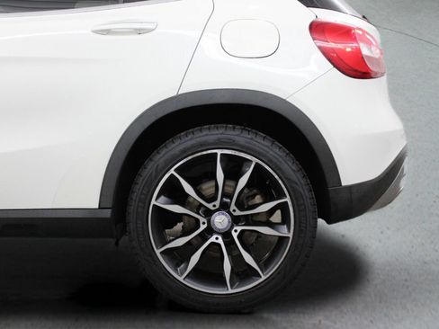 Used 2017 Mercedes-Benz GLA 250 image 8