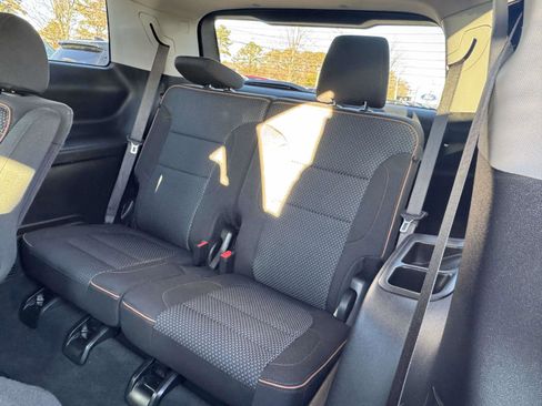 Used 2023 GMC Acadia AT4 image 16