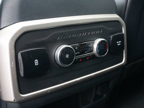 Used 2024 Ford Expedition Max Limited AWD/4WD image 26