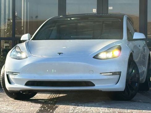 Used 2022 Tesla Model 3 Performance image 1