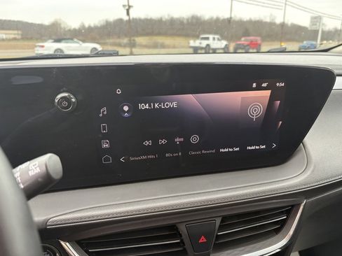 Used 2024 Buick Encore GX Sport Touring image 38