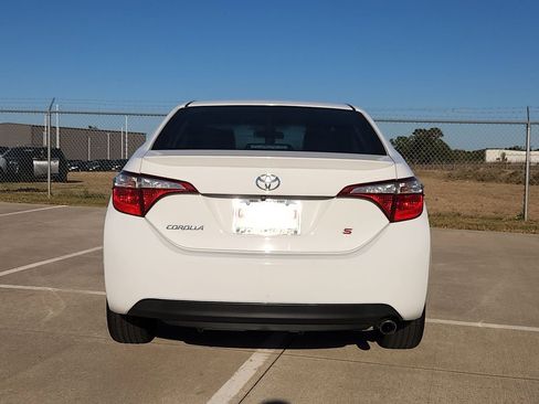 Used 2016 Toyota Corolla S image 6
