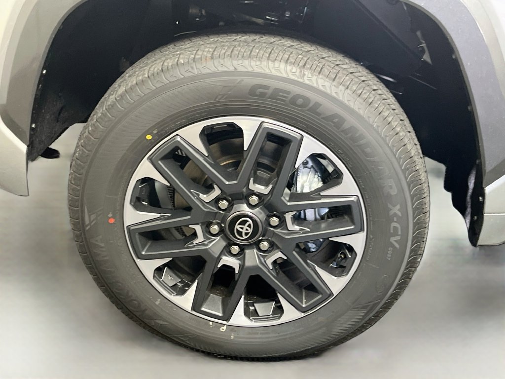 New 2026 Toyota Tundra Limited AWD/4WD image 9