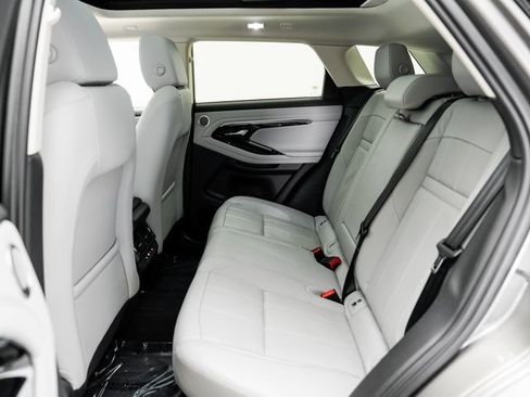 Used 2023 Land Rover Range Rover Evoque SE image 21