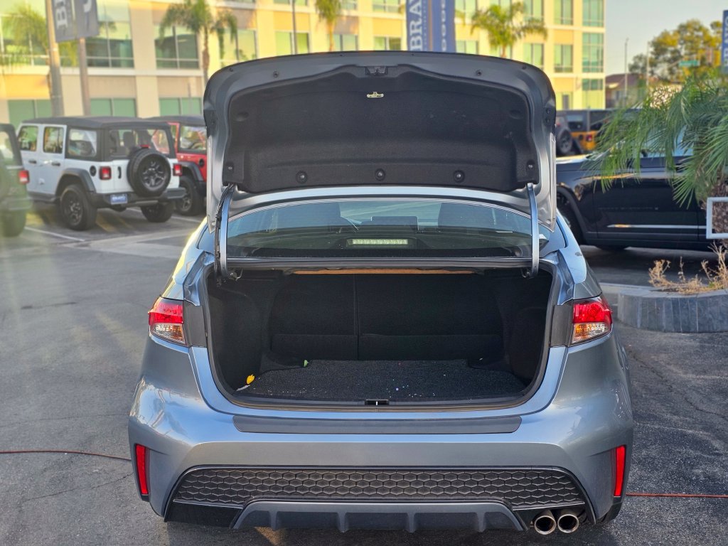 Used 2021 Toyota Corolla SE w/ Carpet Mat Package (TMS) FWD image 12