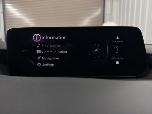 Used 2024 MAZDA MAZDA3 Hatchback w/Premium Plus Pkg image 19