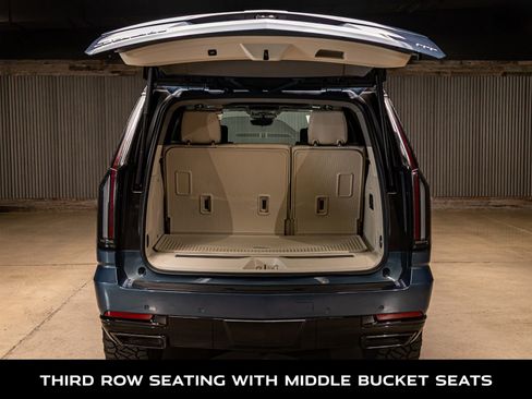 Used 2025 Cadillac Escalade Sport Platinum w/ LPO, Floor Liner Package image 9