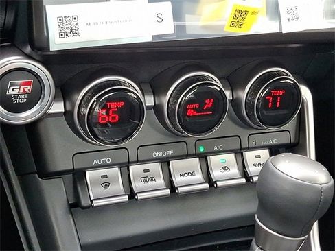 New 2025 Toyota GR86 image 13