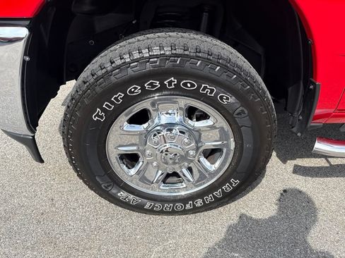 Certified 2024 RAM 2500 Tradesman w/ Chrome Appearance Group AWD/4WD image 9