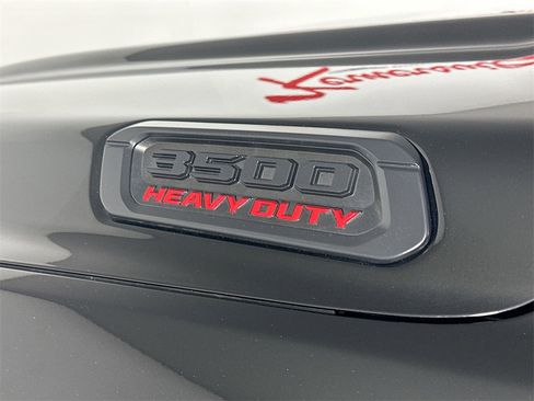 Used 2020 RAM 3500 Limited image 32