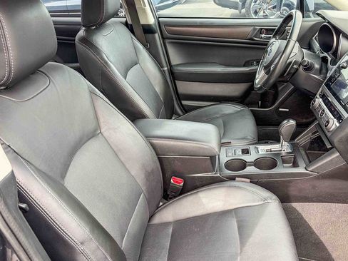 Used 2017 Subaru Legacy 2.5i Limited image 14