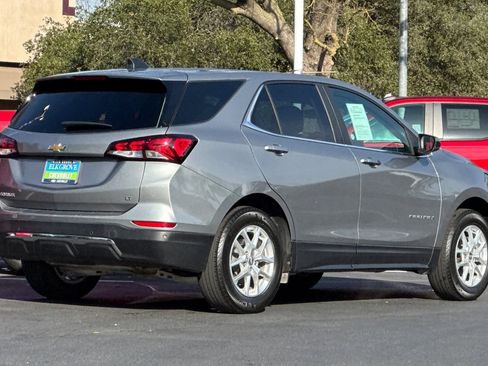 Certified 2024 Chevrolet Equinox LT image 3