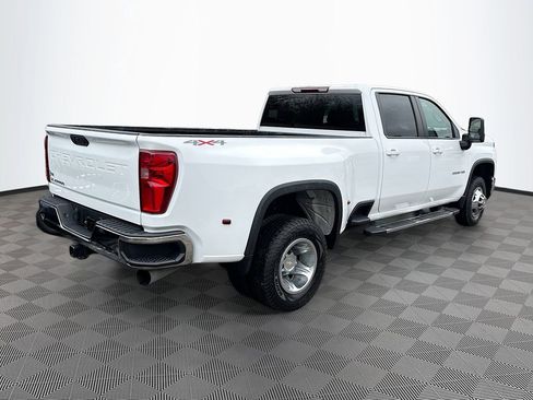 Used 2024 Chevrolet Silverado 3500 LT image 6
