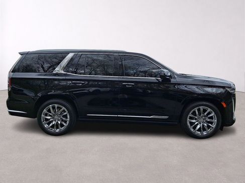 Used 2023 Cadillac Escalade Premium Luxury w/ LPO, Radiant Package AWD/4WD image 8