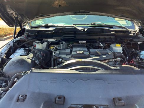 Used 2014 RAM 2500 Tradesman w/ Chrome Appearance Group AWD/4WD image 18
