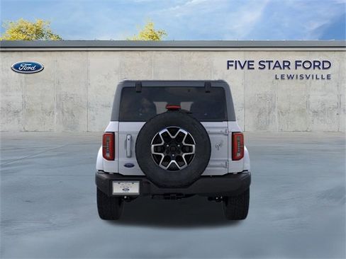 New 2025 Ford Bronco Outer Banks image 6