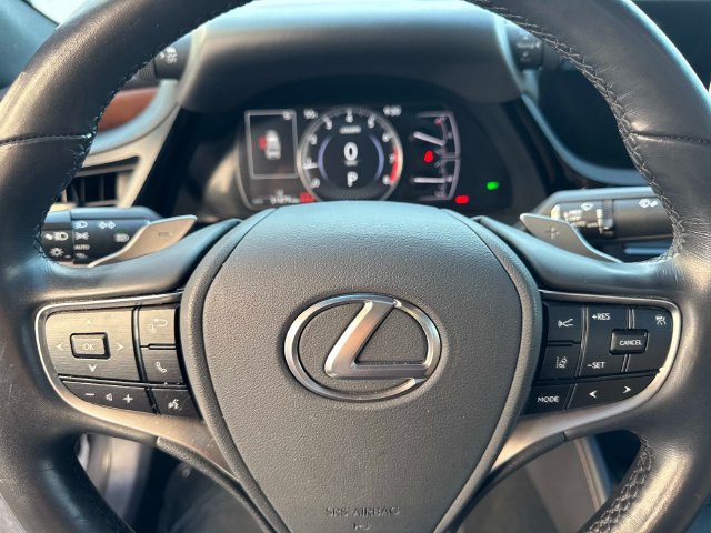 Used 2025 Lexus ES 350 w/ Premium Package FWD image 25