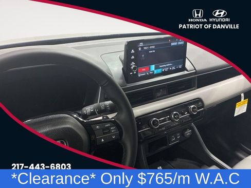 New 2025 Honda Pilot Touring image 24