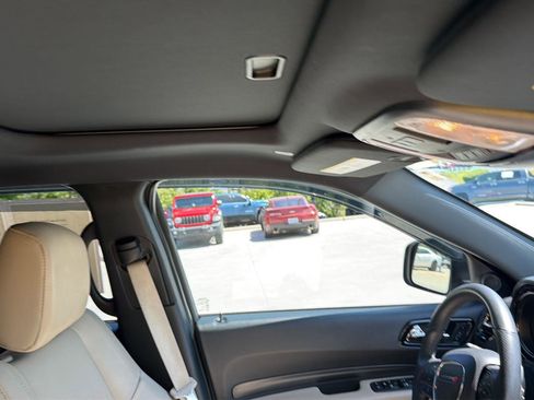 Used 2022 Dodge Durango GT AWD/4WD image 42