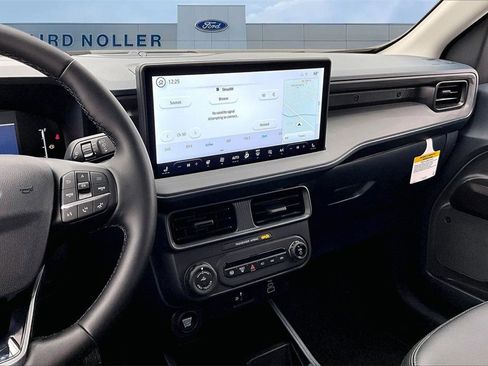 New 2026 Ford Maverick Lariat image 6