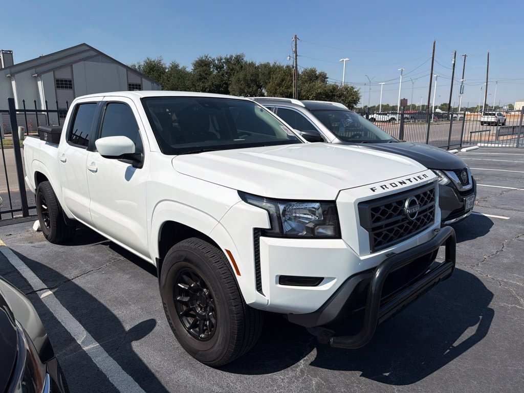 Used 2024 Nissan Frontier SV w/ Technology Package RWD image 3