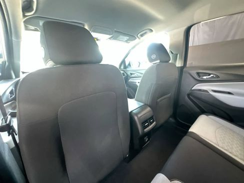 Used 2022 Chevrolet Equinox LT AWD/4WD image 23