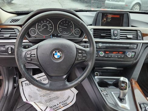 Used 2015 BMW 320i xDrive Sedan image 11