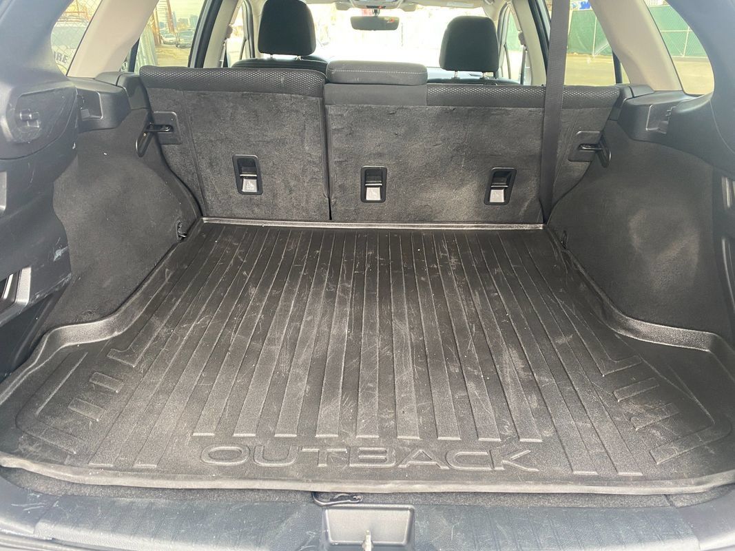 Used 2019 Subaru Outback 2.5i Premium AWD/4WD image 14