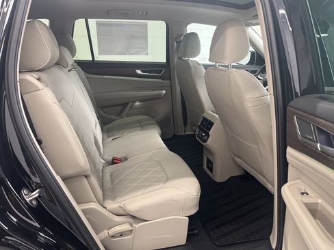 New 2026 Volkswagen Atlas SEL Premium R-Line image 36