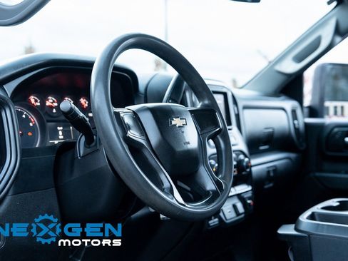 Used 2020 Chevrolet Silverado 2500 W/T image 17