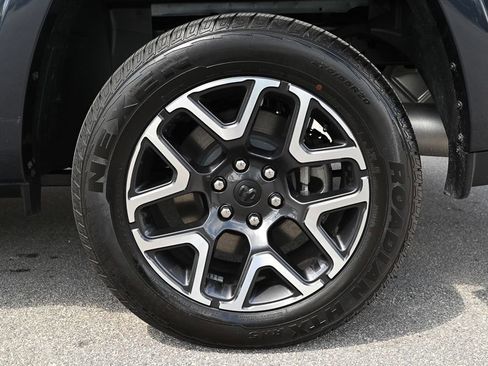 Used 2026 RAM 1500 Laramie image 9