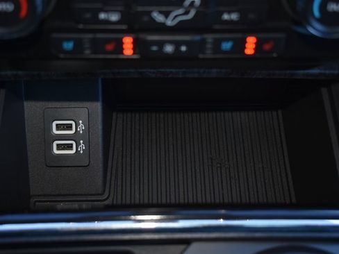 Used 2018 Ford F250 Lariat w/ Lariat Ultimate Package image 37