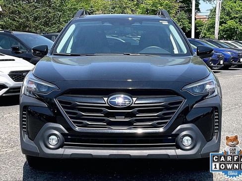Certified 2024 Subaru Outback Onyx Edition AWD/4WD image 3