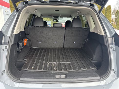 Used 2025 Nissan Rogue SV image 5