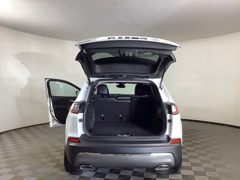 Used 2022 Jeep Cherokee Limited w/ Elite Package image 35