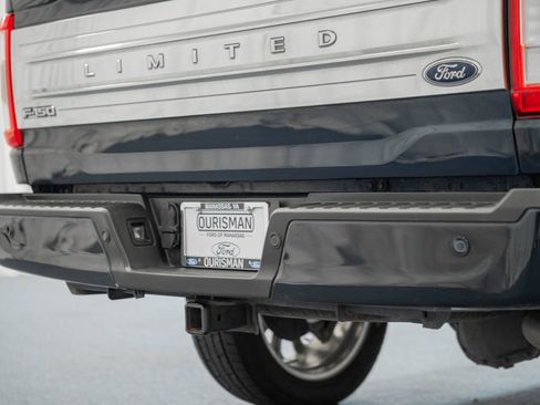 Used 2022 Ford F150 Limited image 18