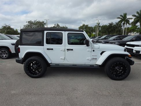 Used 2023 Jeep Wrangler Sahara w/ Cold Weather Group image 5