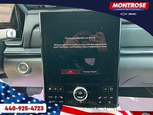 New 2026 GMC Terrain AT4 w/ Technology Package II AWD/4WD image 17