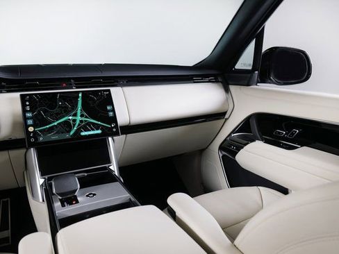 New 2026 Land Rover Range Rover SE AWD/4WD image 16
