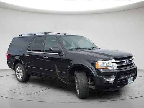 Used 2017 Ford Expedition EL Limited w/ Equipment Group 301A AWD/4WD image 3