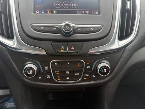 Used 2024 Chevrolet Equinox LT w/ LPO, Floor Liner Package FWD image 38