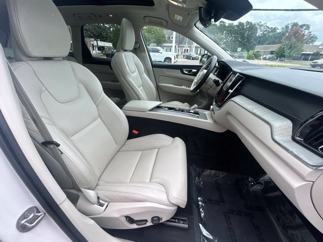 Certified 2023 Volvo XC60 B6 Ultimate w/ Climate Package AWD/4WD image 15
