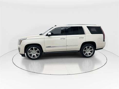Used 2015 Cadillac Escalade Premium image 5