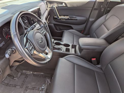 Used 2020 Kia Sportage EX FWD image 17