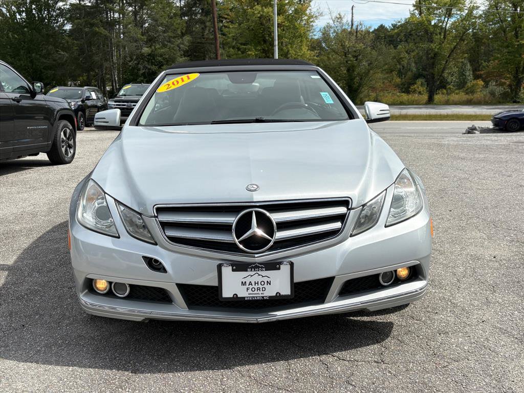 Used 2011 Mercedes-Benz E 350 Cabriolet image 2
