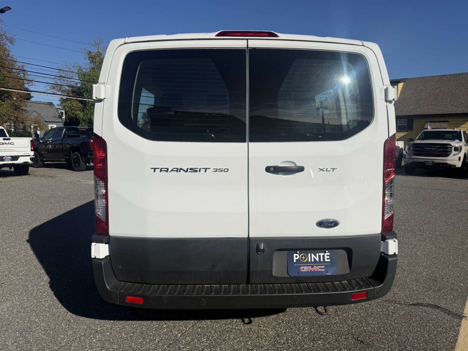 Used 2025 Ford Transit 350 XLT RWD image 4
