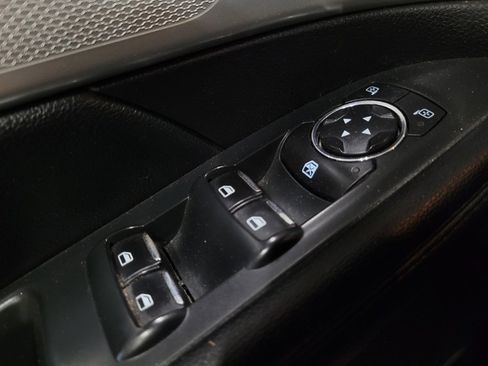 Used 2016 Ford Explorer XLT w/ Equipment Group 202A AWD/4WD image 27