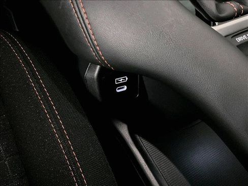 Used 2024 Honda HR-V Sport image 26