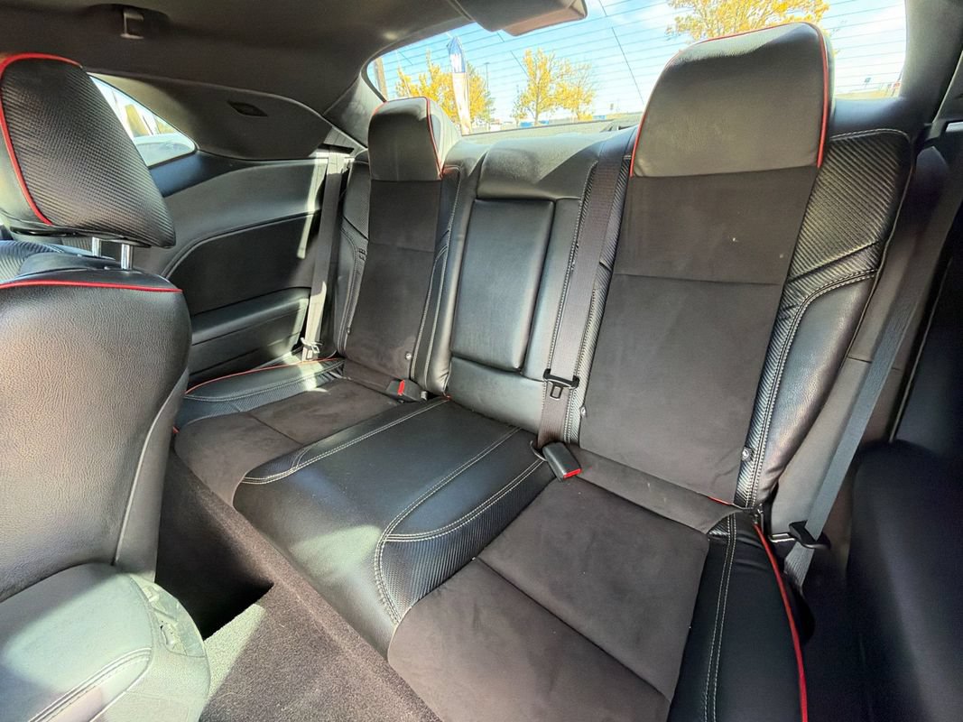Used 2023 Dodge Challenger R/T RWD image 10